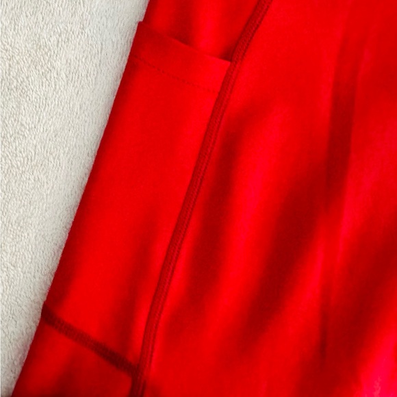 Red Curves and Combat Boots workout pants size Large - Picture 4 of 6